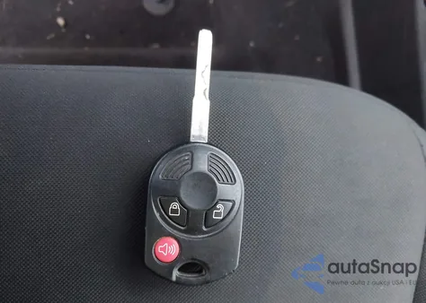 2016 Ford Escape S z USA, uszkodzony, nr VIN 1FMCU0F74GUC18642